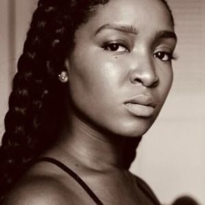 Meet your Posher, Arielle